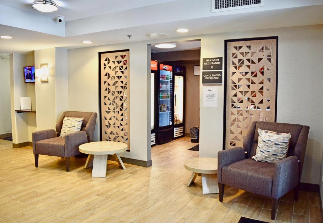 Candlewood Downtown Medical District By Ihg Indianapolis