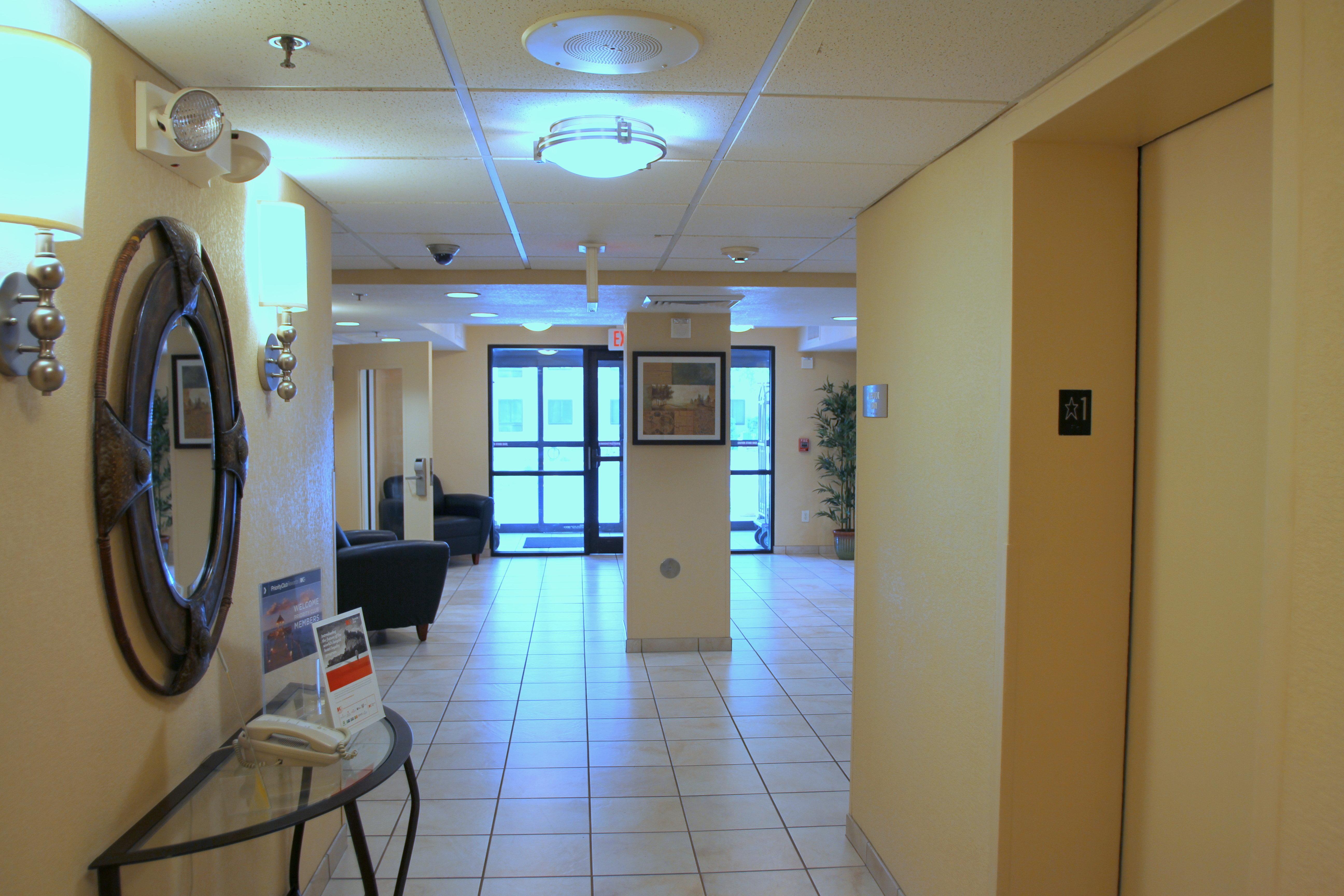 Hotel Candlewood Downtown Medical District By Ihg 2*