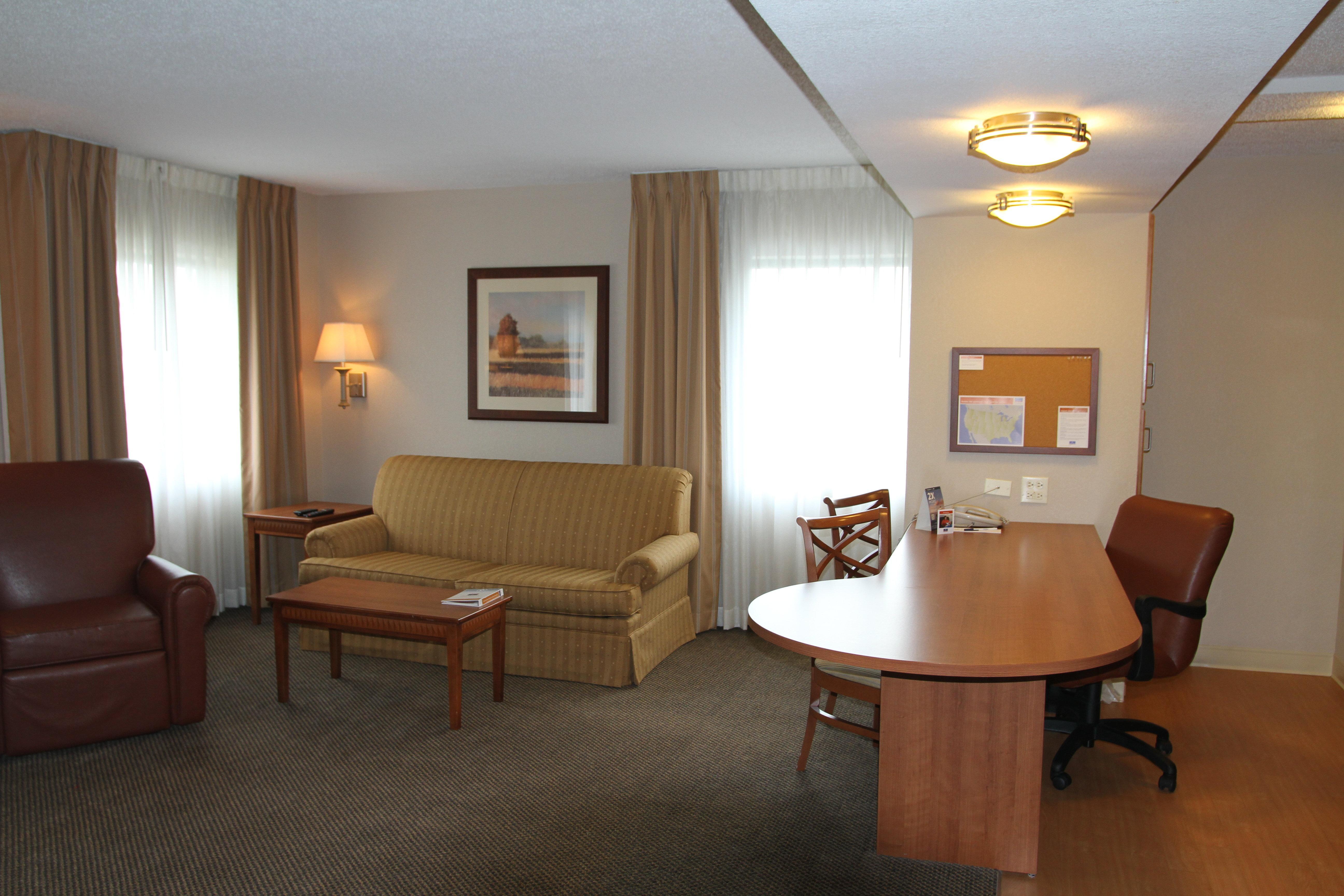 Candlewood Downtown Medical District By Ihg 2*