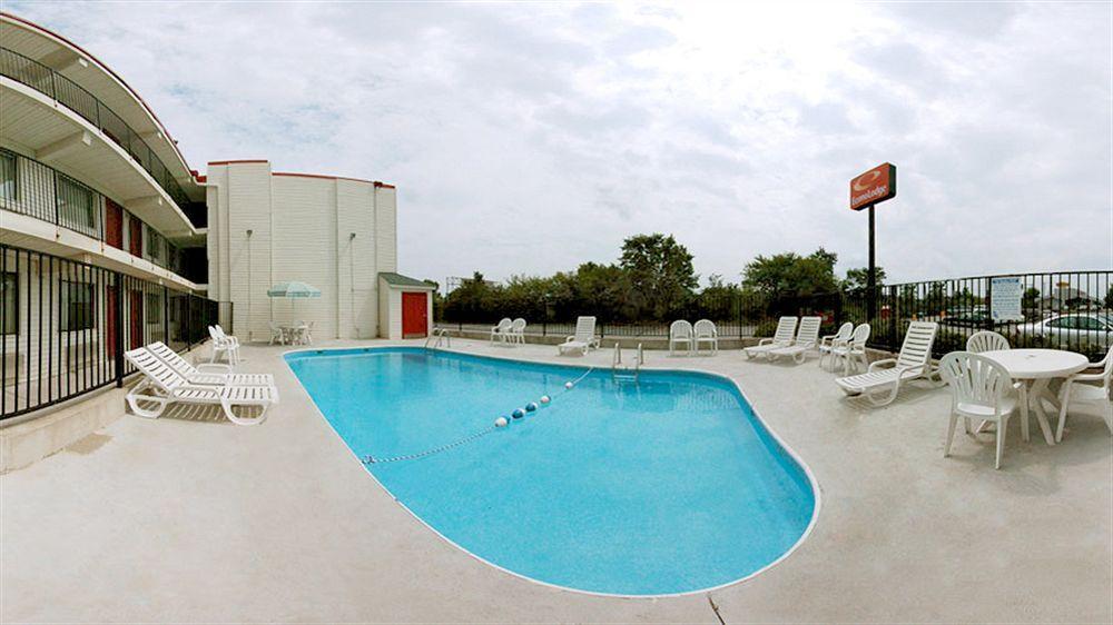 Day's & By Wyndham Airport East 2*
