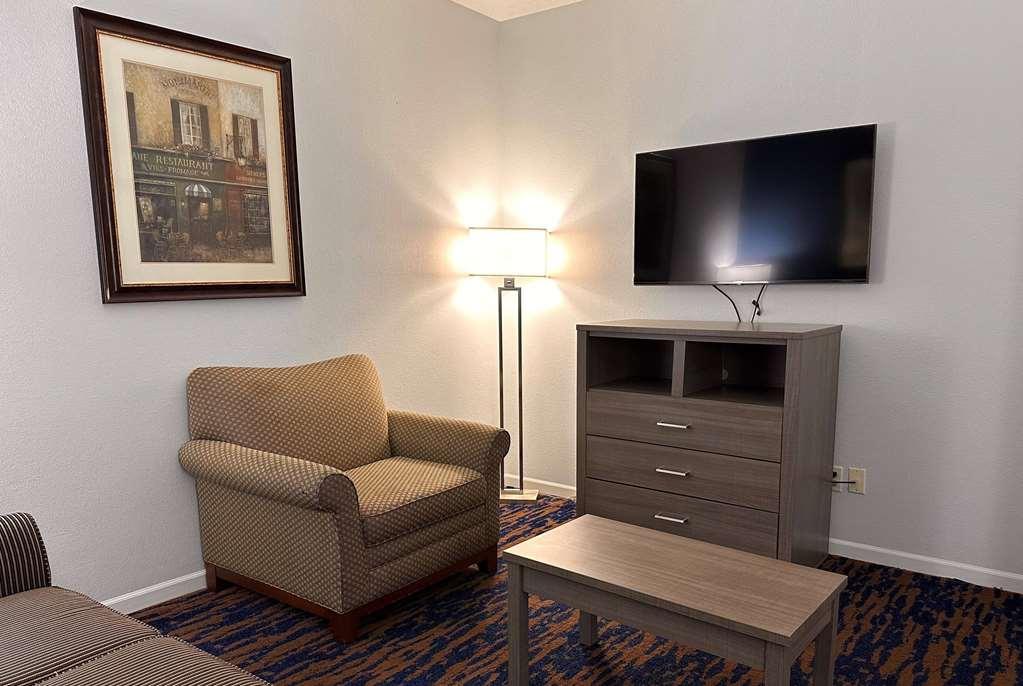 Hotel Baymont By Wyndham Northwest 3*