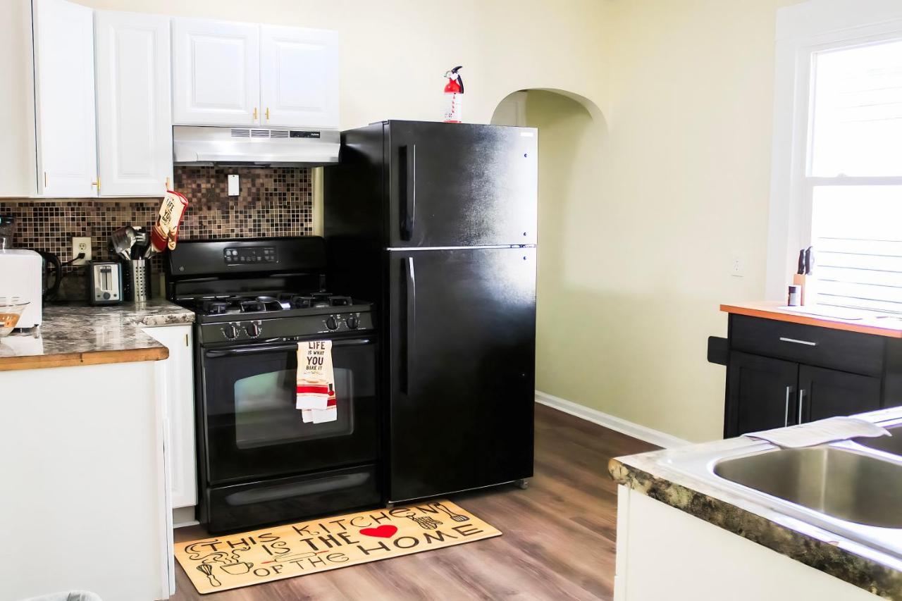 Cozy Retreat Near Downtown Indianapolis- Private Bedroom Homestay Indianapolis