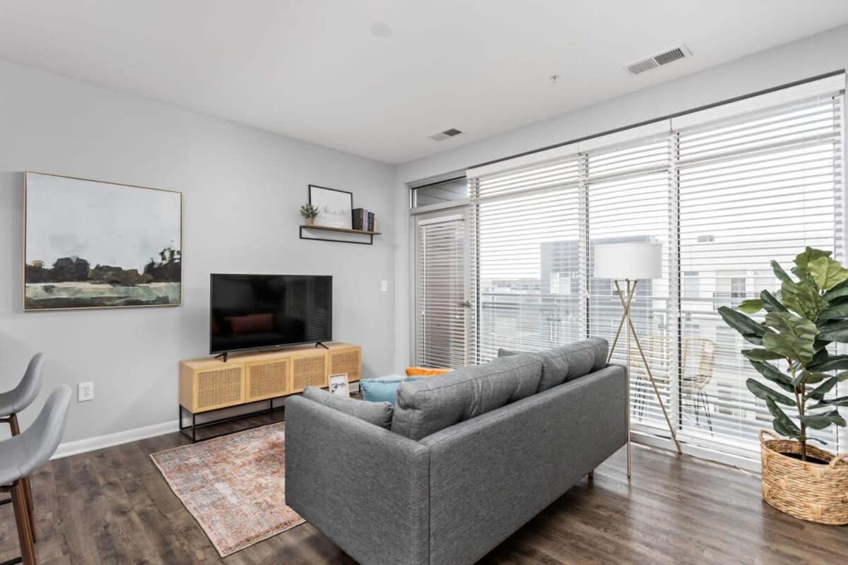 Cozysuites L Roomy 1br, Monument Circle, Indy *