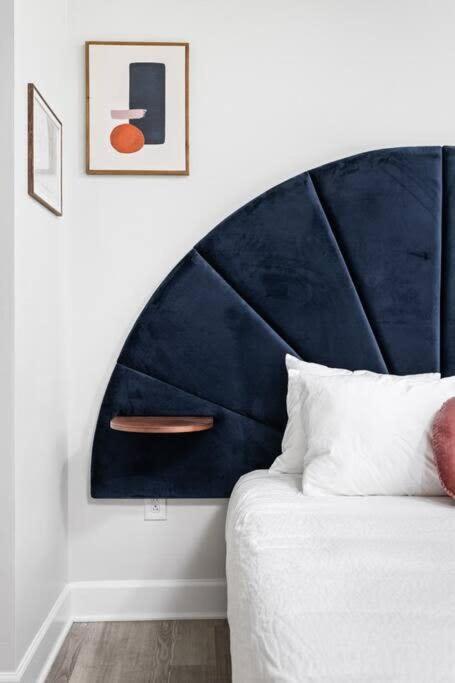 Cozysuites Modern In Meridian Kessler * Indianapolis