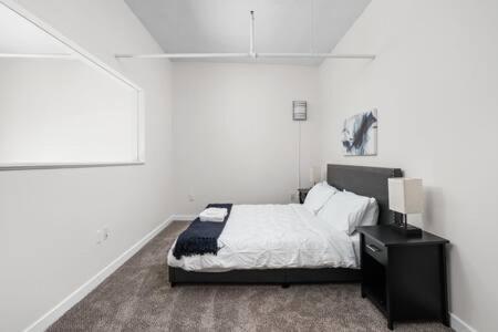 5br Cozysuites The Block With Pool Table Arcade Indianapolis