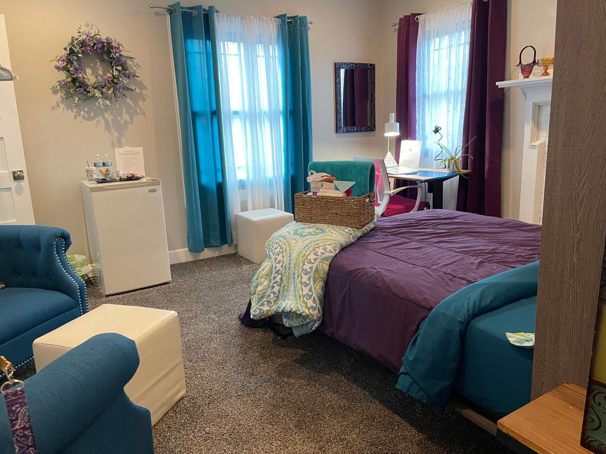 Vip For Business Women, Nurses, College Moms Traveling To *