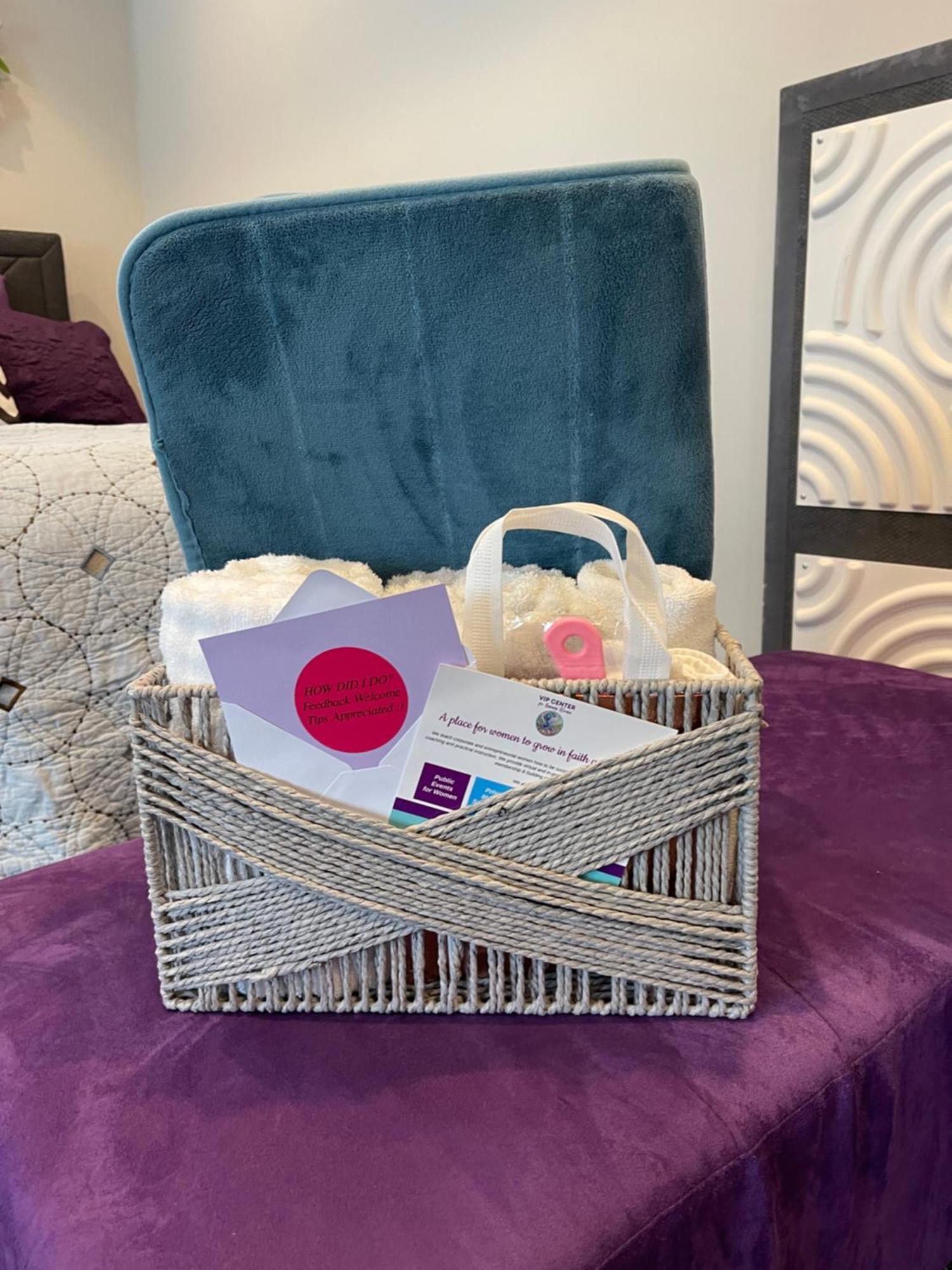 Vip For Business Women, Nurses, College Moms Traveling To Homestay *