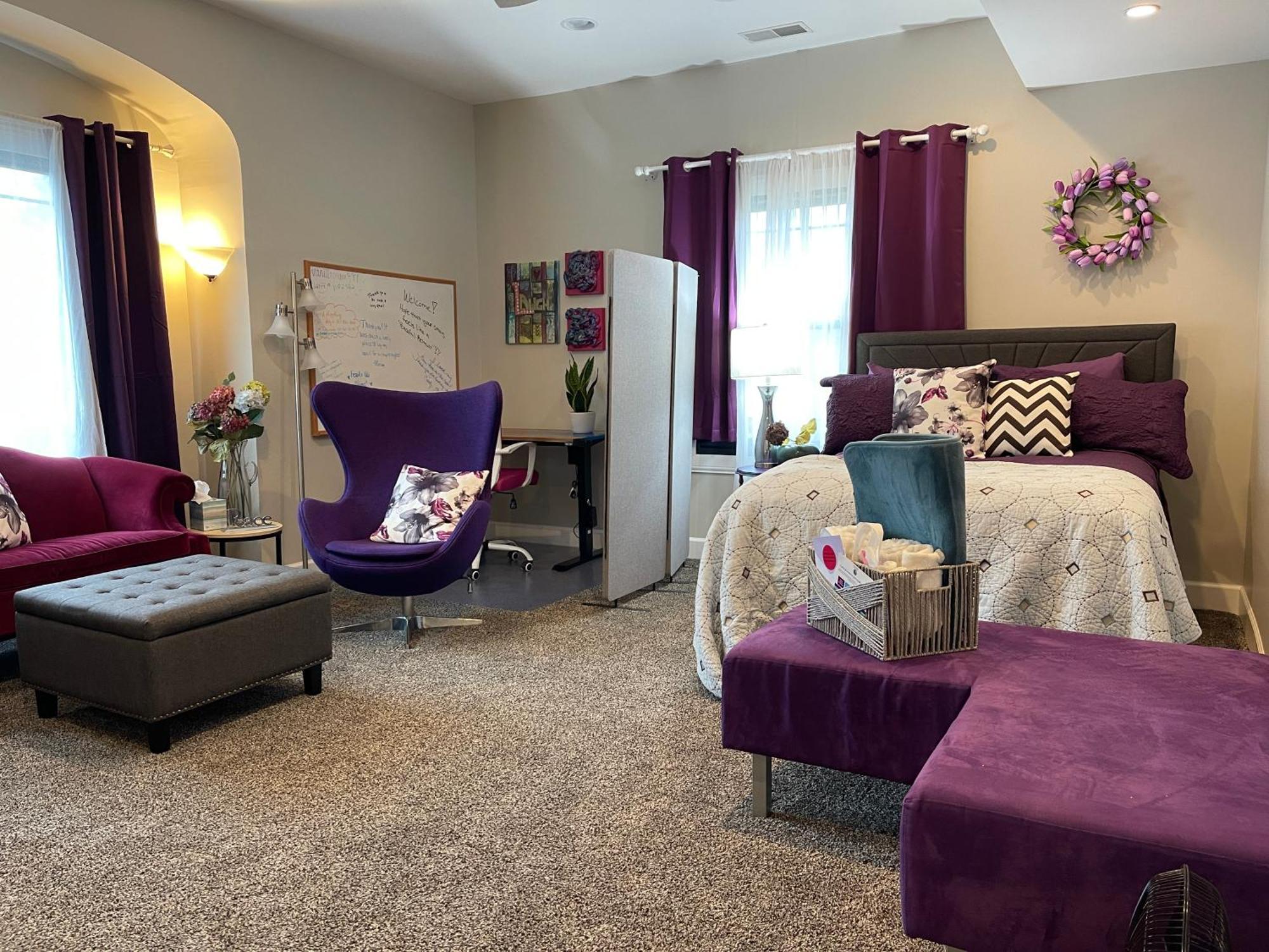 Vip For Business Women, Nurses, College Moms Traveling To Indianapolis