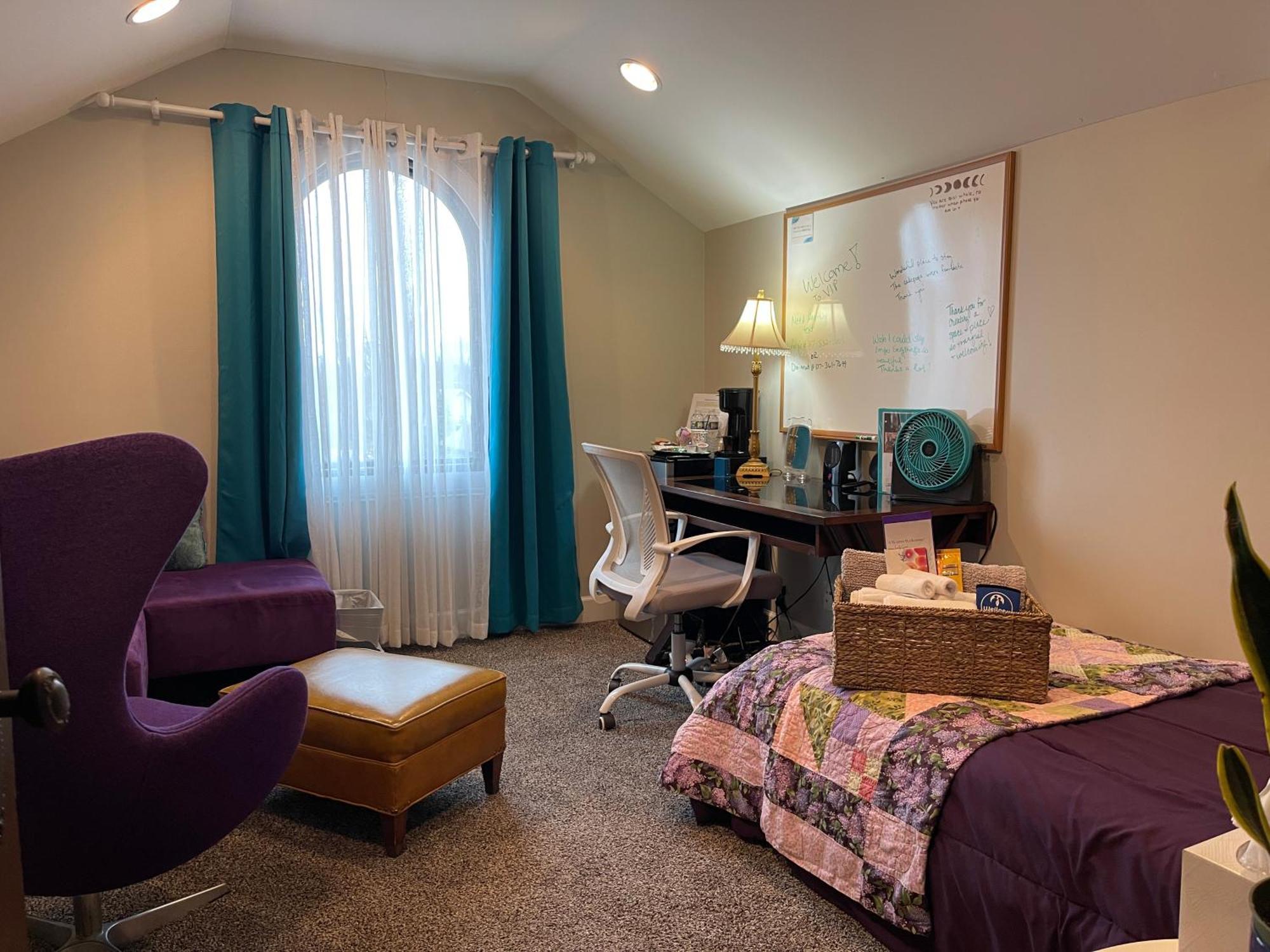 Homestay Vip For Business Women, Nurses, College Moms Traveling To