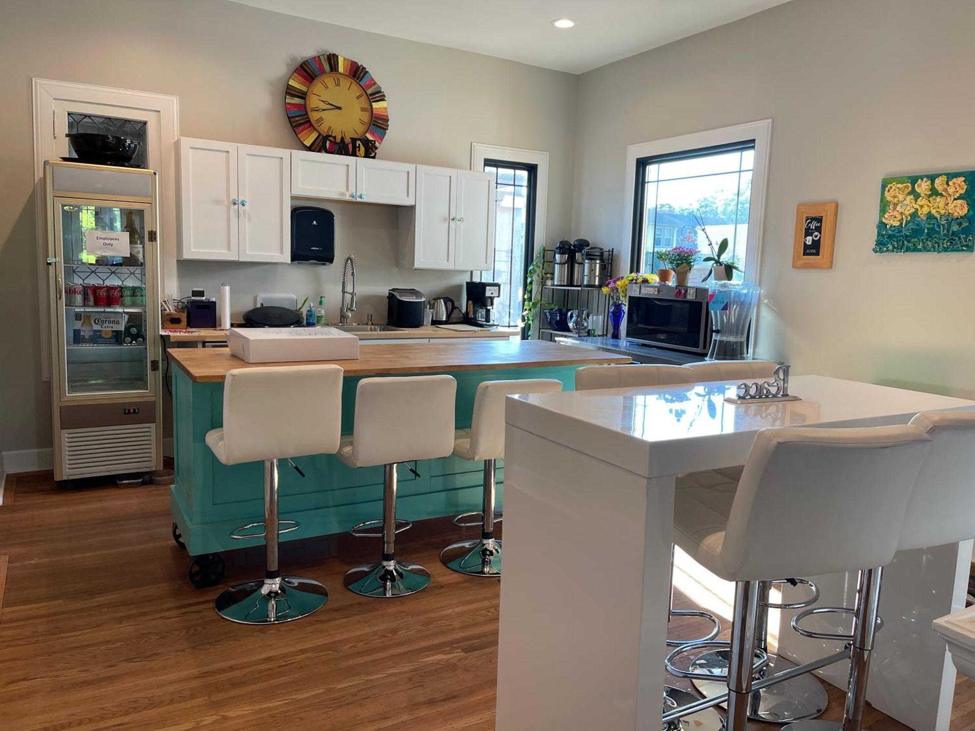 Homestay Vip For Business Women, Nurses, College Moms Traveling To