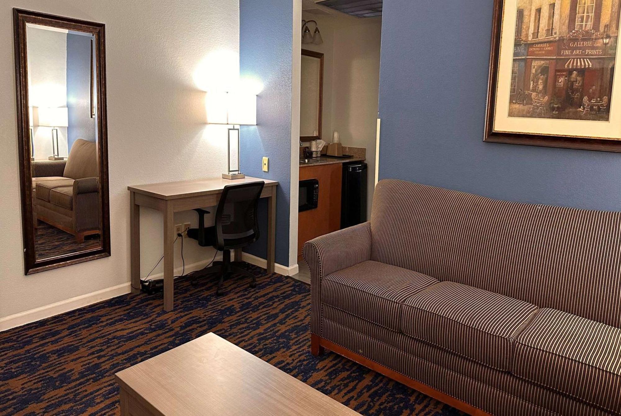 Baymont By Wyndham Northwest 3*