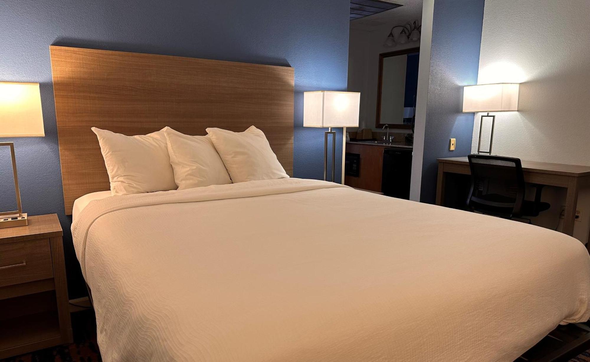 Baymont By Wyndham Northwest Indianapolis