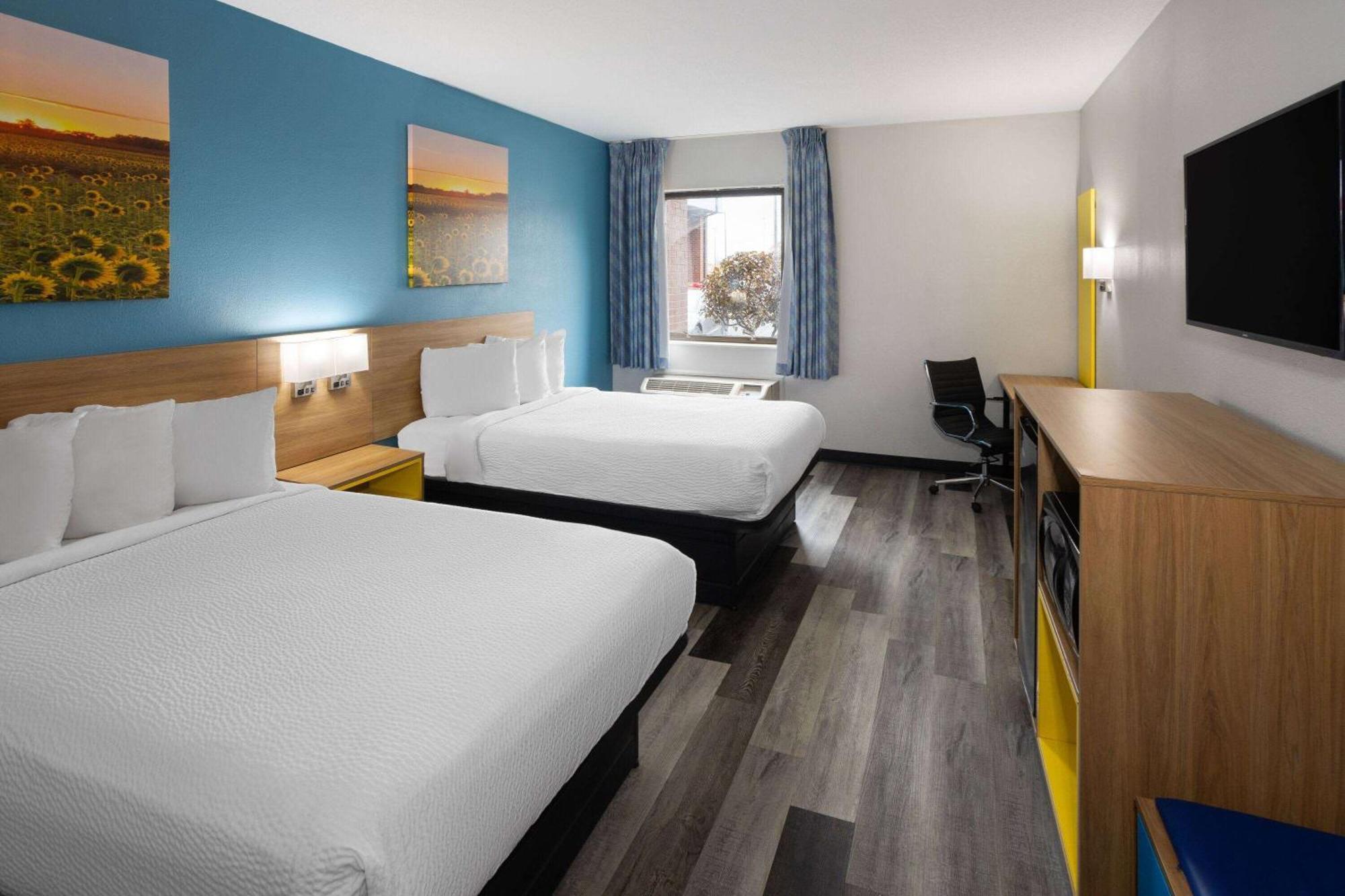 Days & By Wyndham Northwest 2* Indianapolis