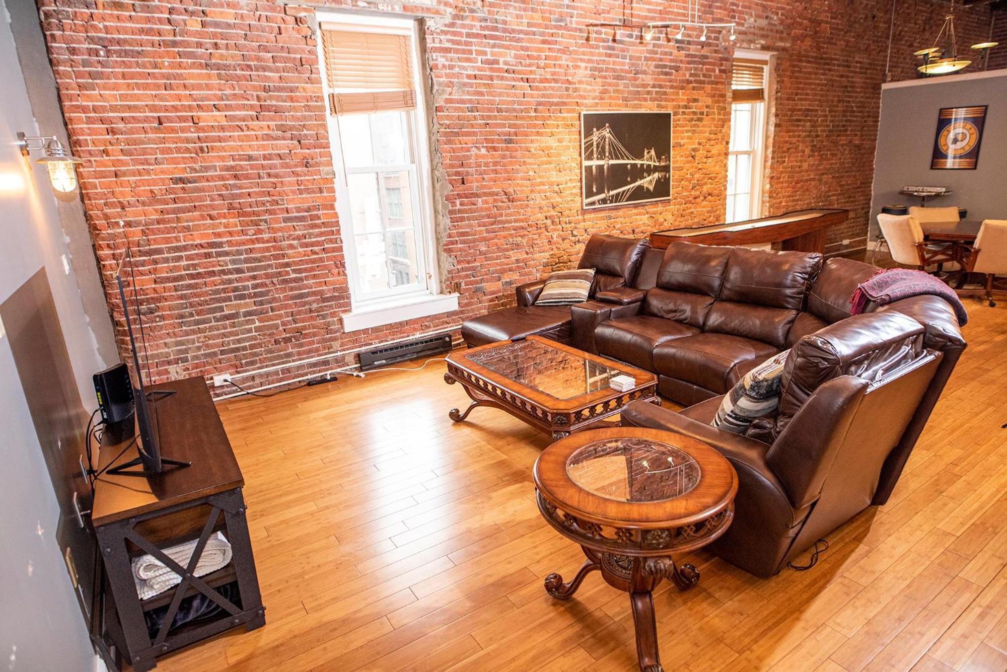 Georgia Street 4 Bedroom Downtown!! Apartment Indianapolis