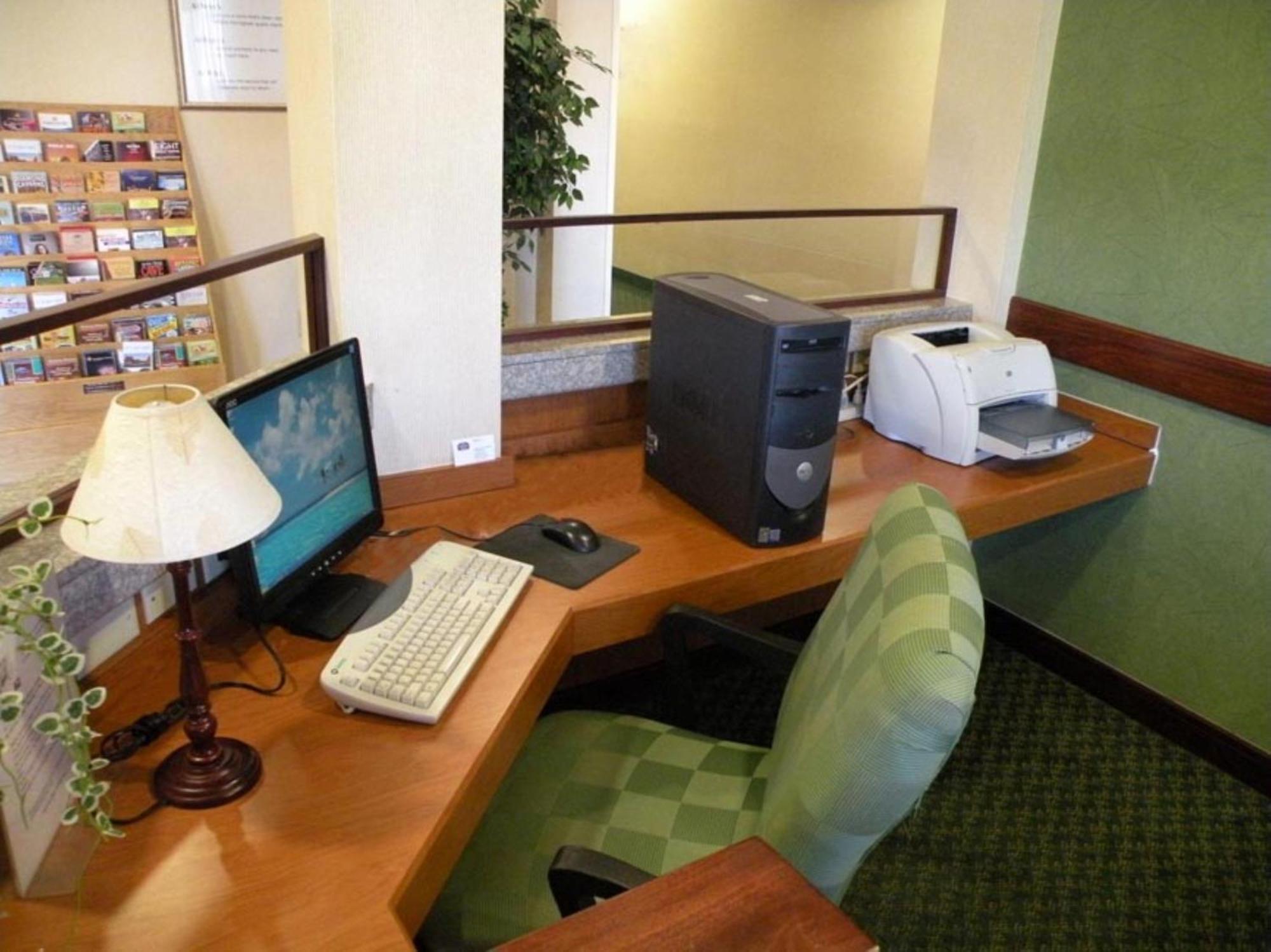 Hotel Fairfield & East Indianapolis