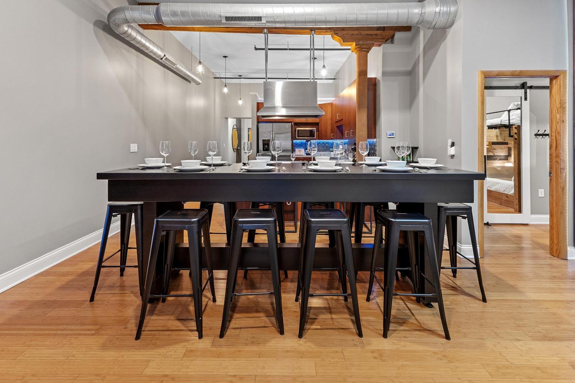 Apartment Georgia Street 4 Bedroom Downtown!! Indianapolis