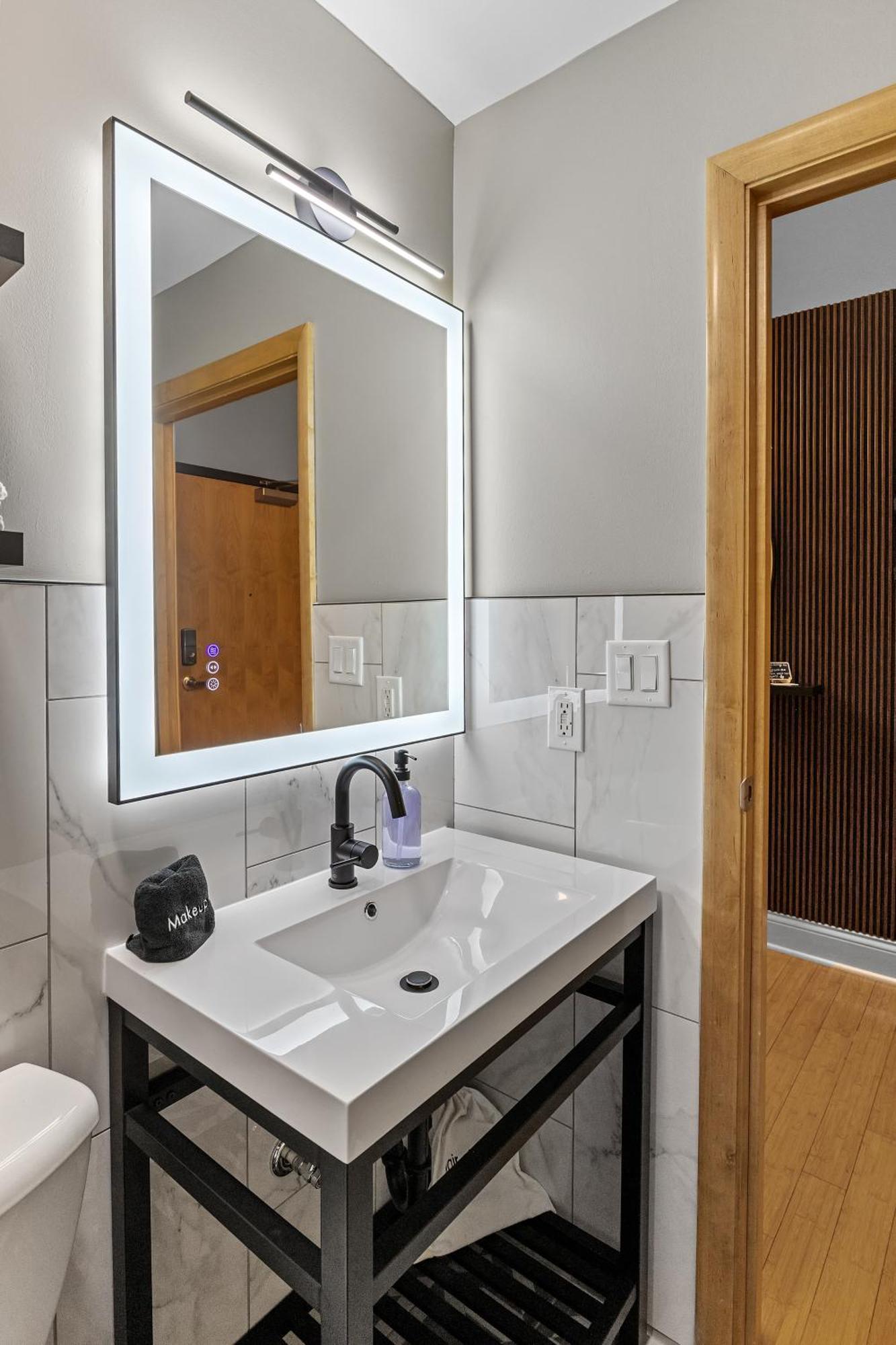 Apartment Georgia Street 4 Bedroom Downtown!! Indianapolis
