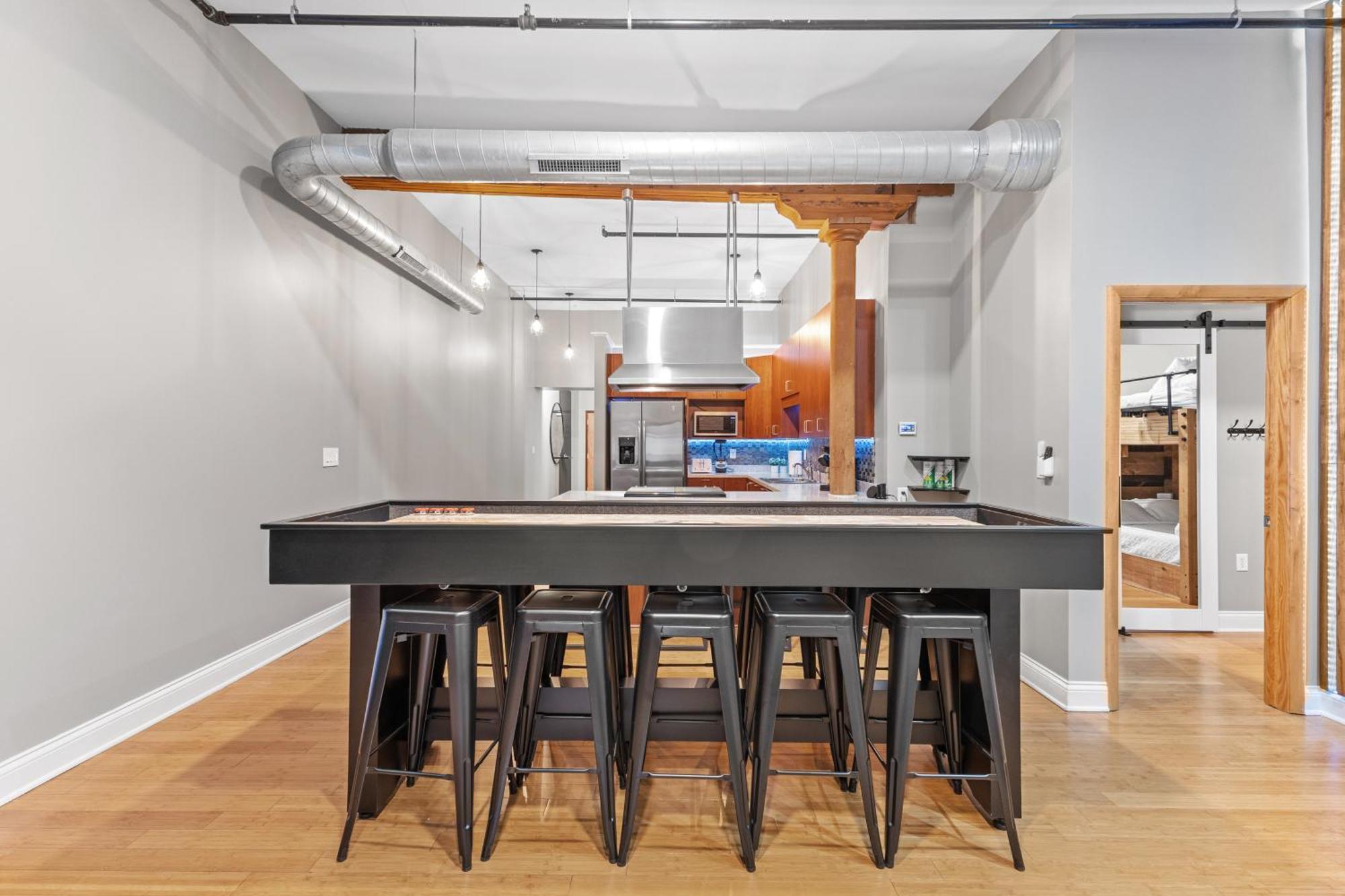 Apartment Georgia Street 4 Bedroom Downtown!! Indianapolis
