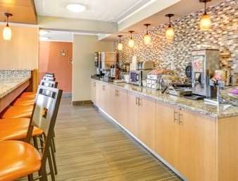 Hotel Day's & By Wyndham Airport East Indianapolis