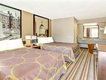 Day's & By Wyndham Airport East Hotel Indianapolis