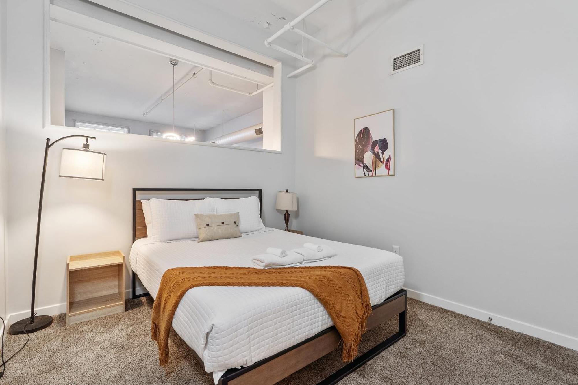 Apartment Cozysuites - 1br With Direct Skybridge Access #3 Indianapolis