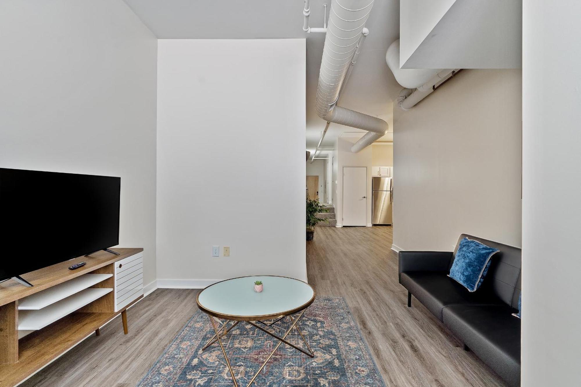 Apartment 1br Cozysuites With Direct Skybridge Access #5 *
