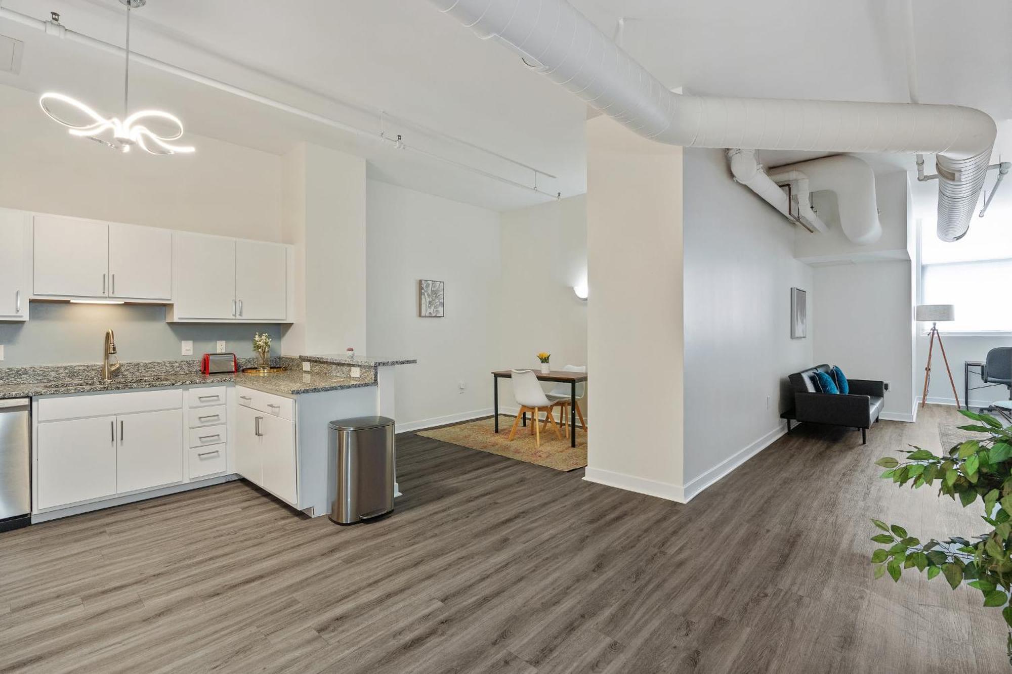 1br Cozysuites With Direct Skybridge Access #5