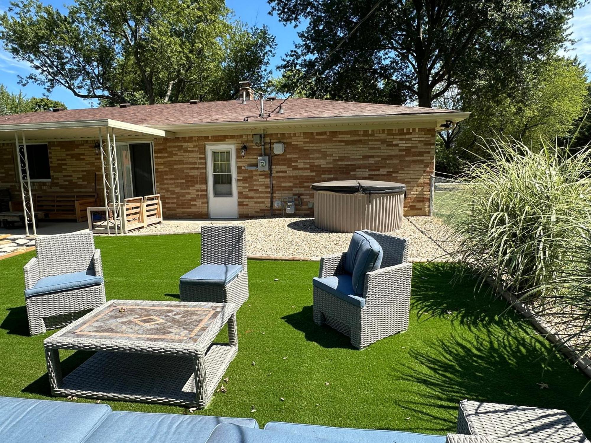 Delightful 3 Bedroom Apartment *