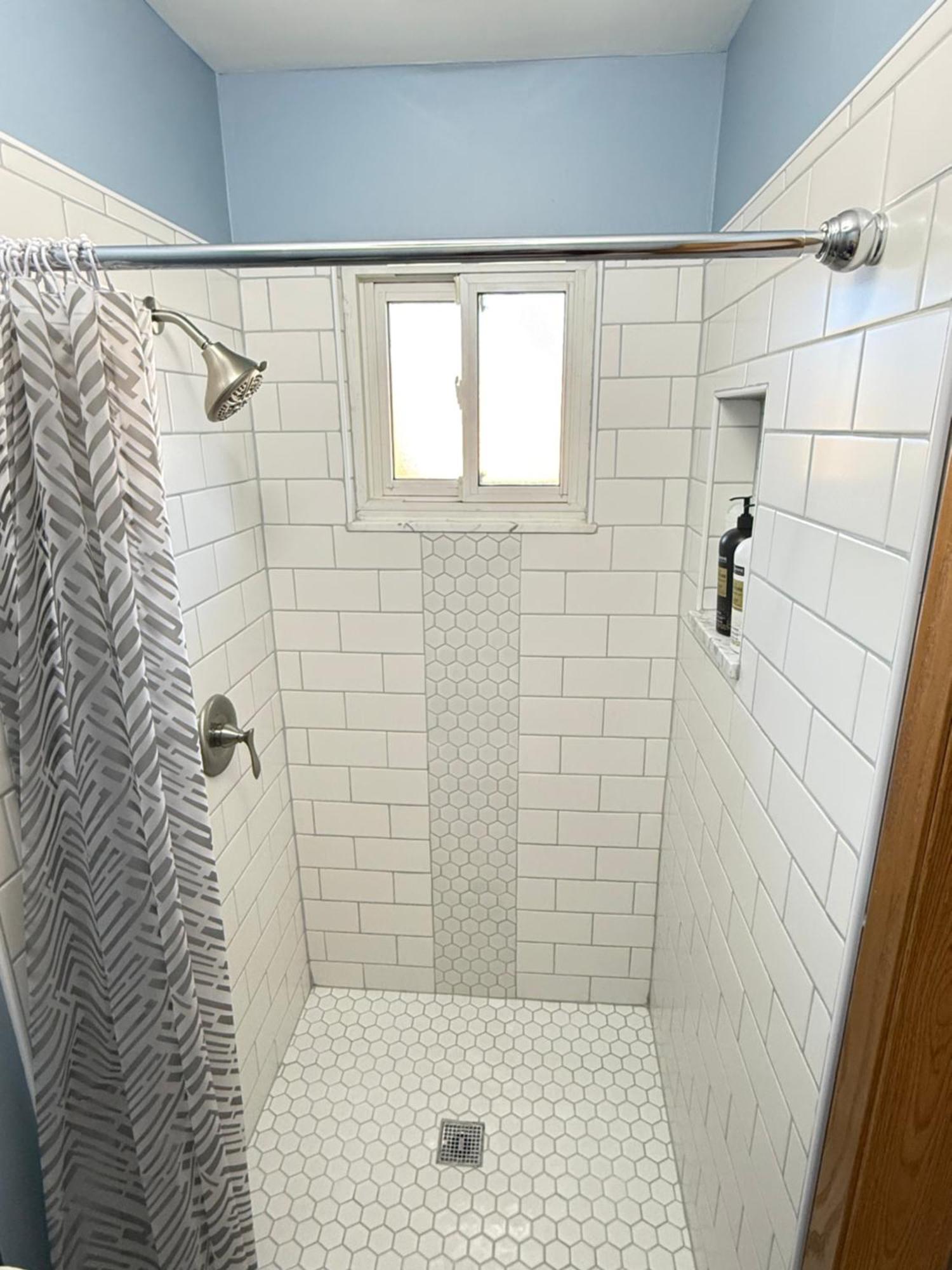 Apartment Delightful 3 Bedroom Indianapolis