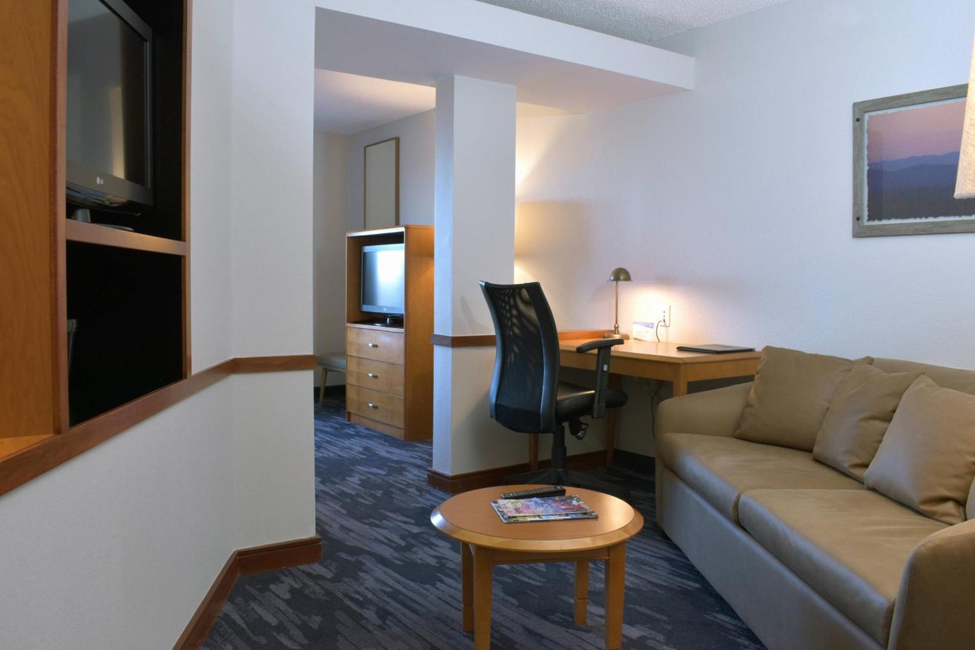 Fairfield & East Hotel