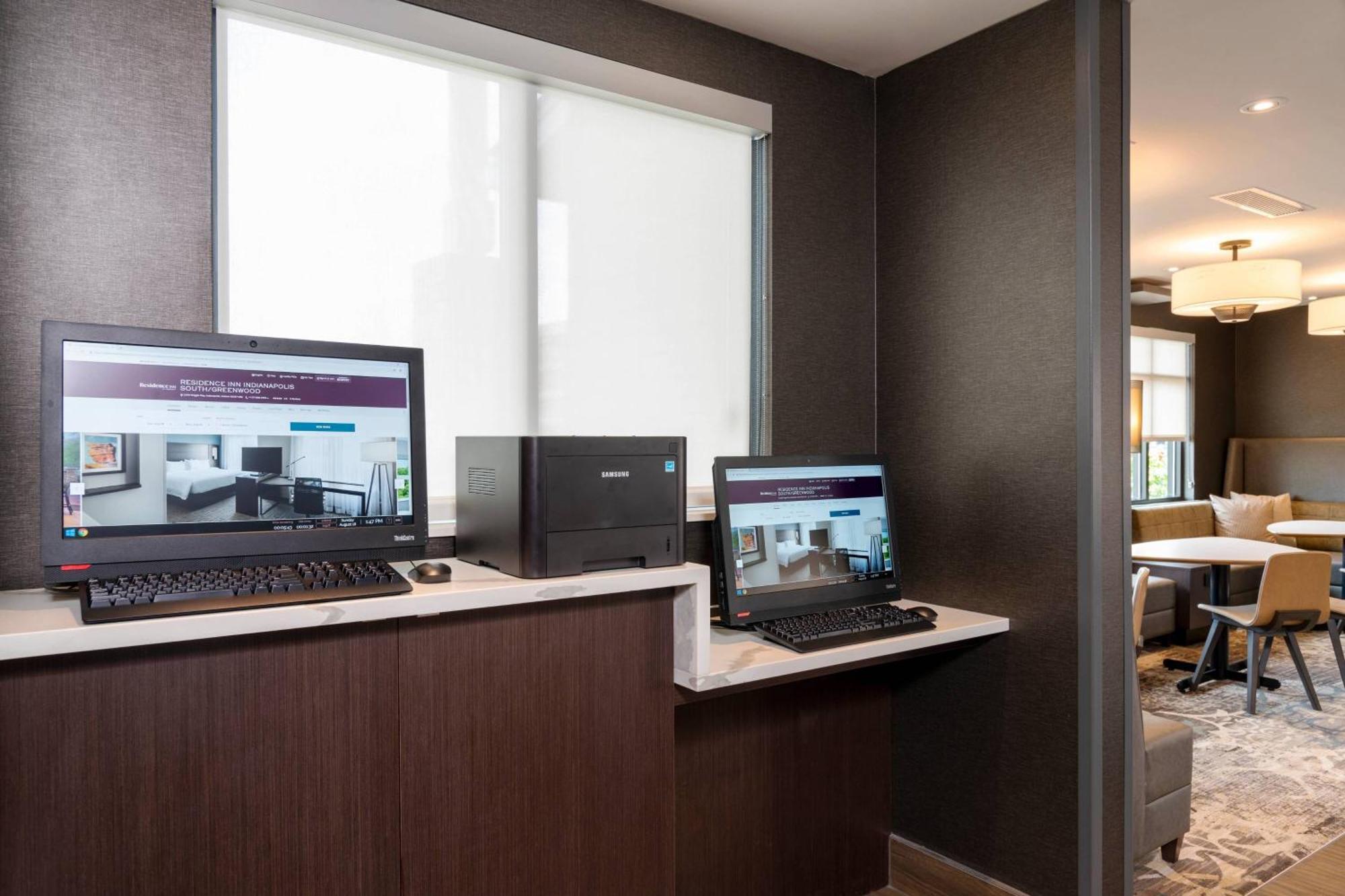 By Marriott South/greenwood 3* Indianapolis