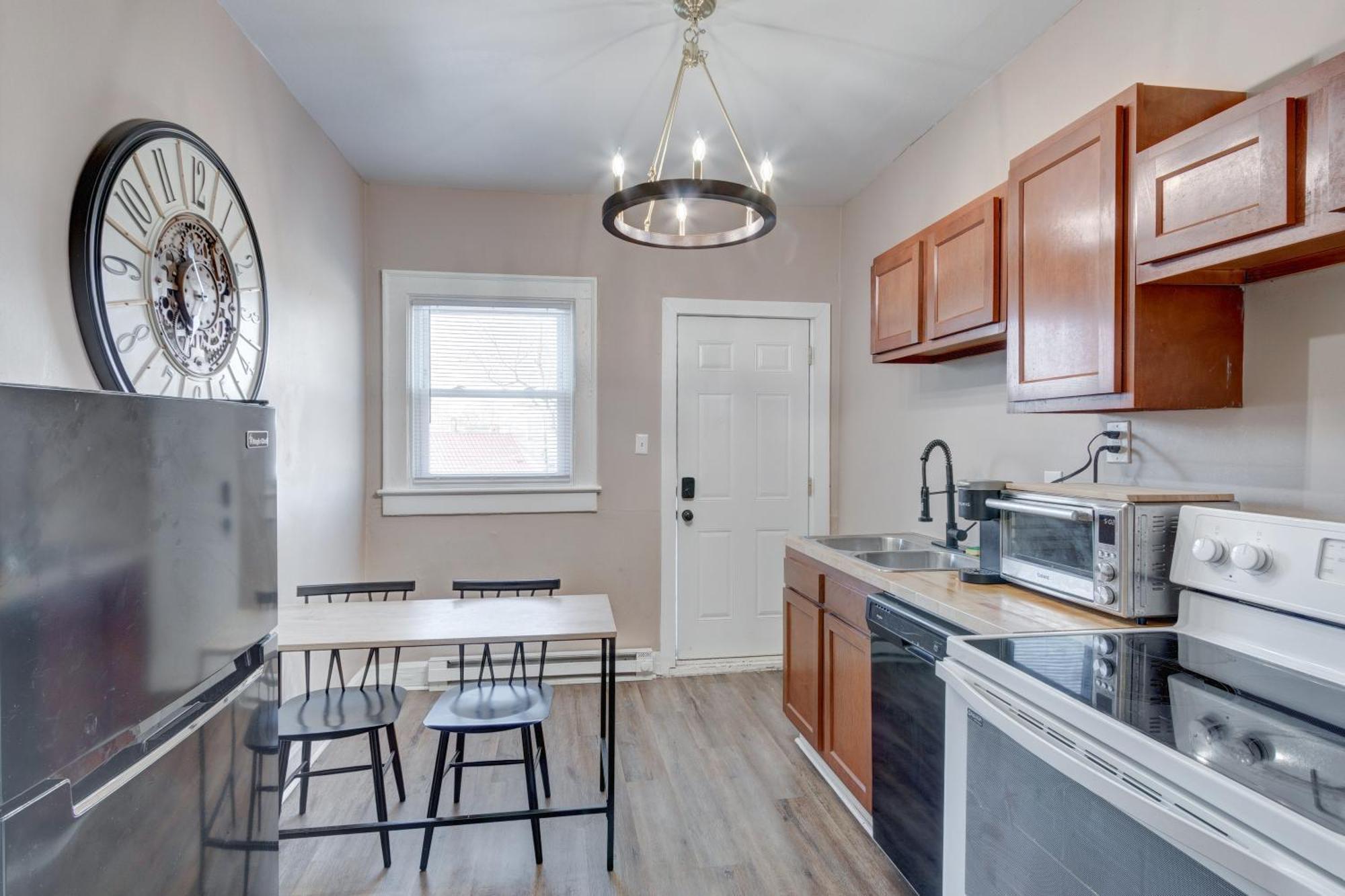 Prime 2br Gem, Near Convention Hub! * Indianapolis