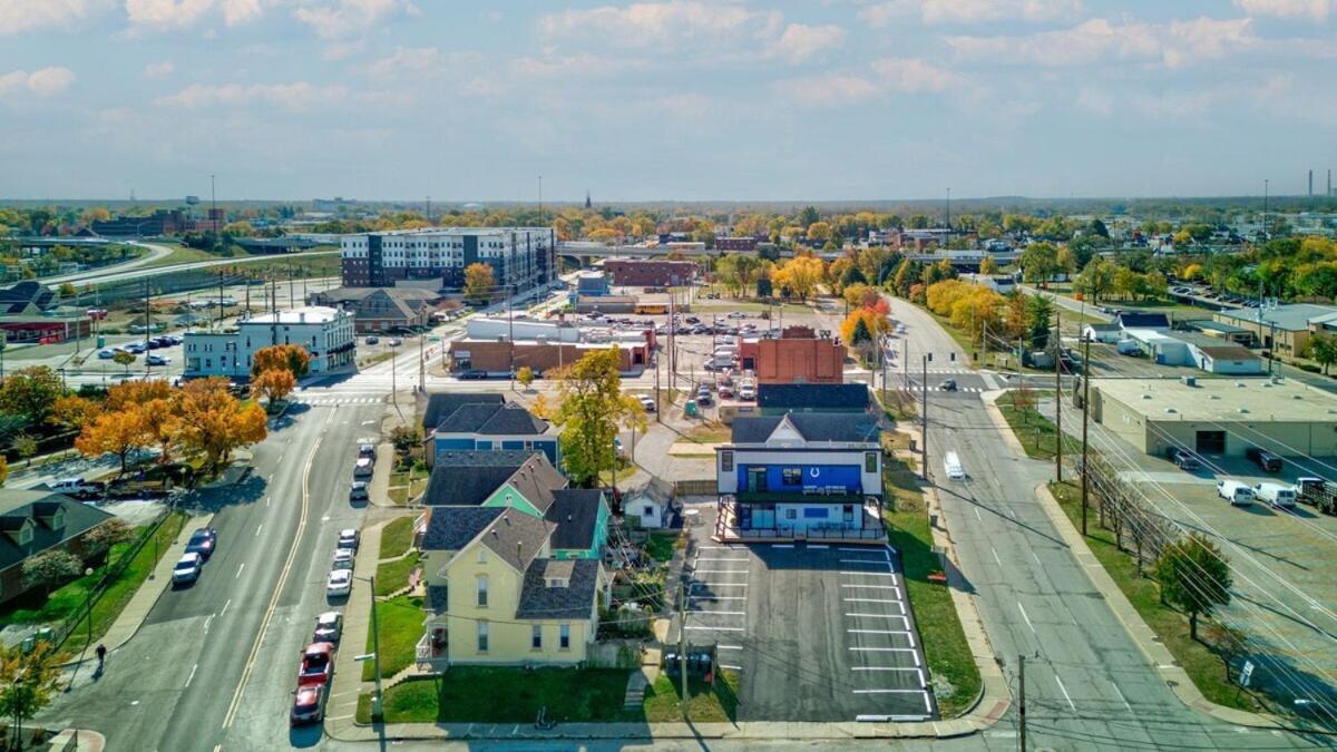 Indy Stadium 711 L * Indianapolis