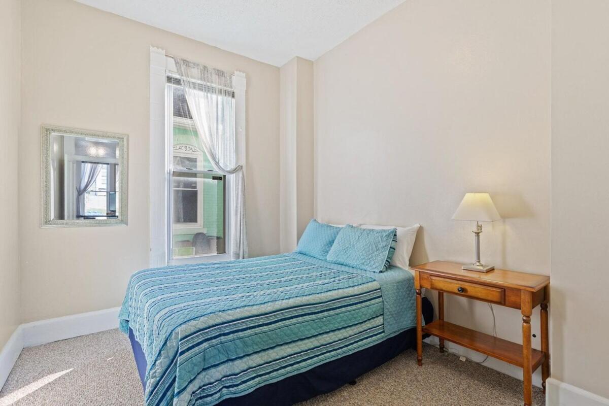 Indy Stadium 702 Holiday home *