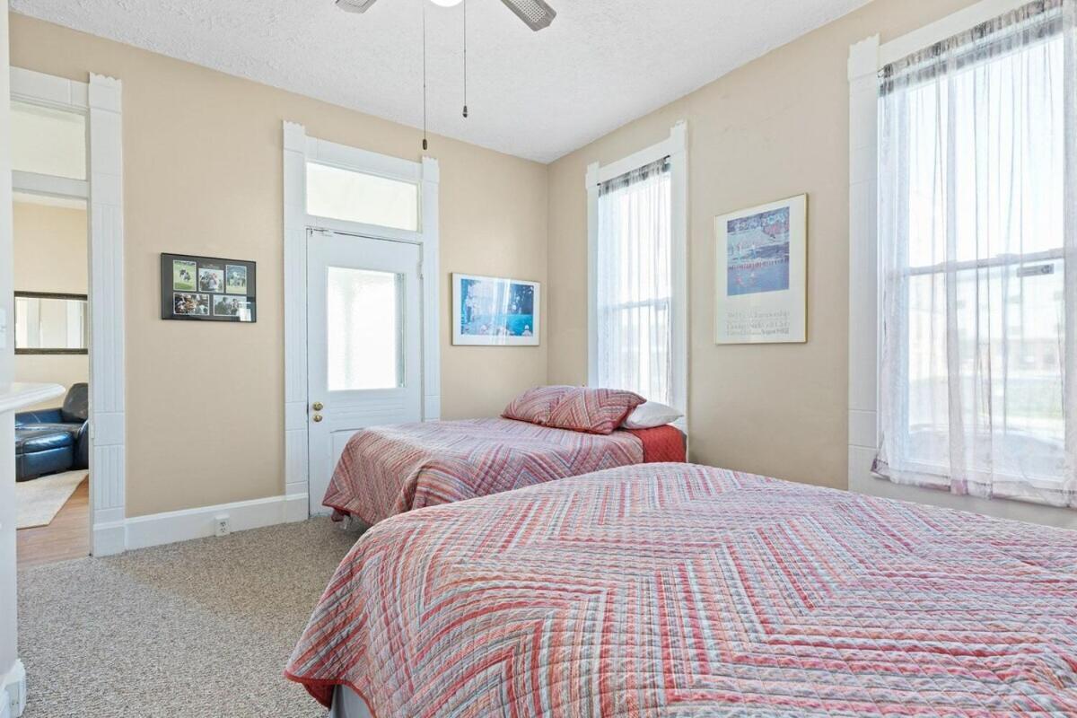 Indy Stadium 702 Holiday home *