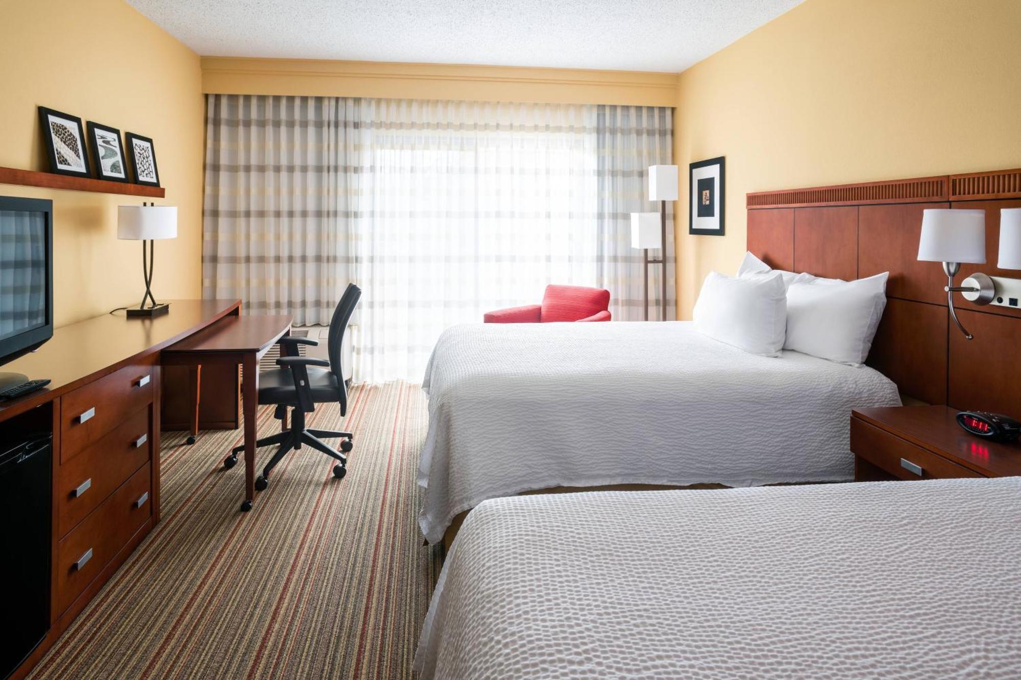Courtyard By Marriott Airport 3* Indianapolis