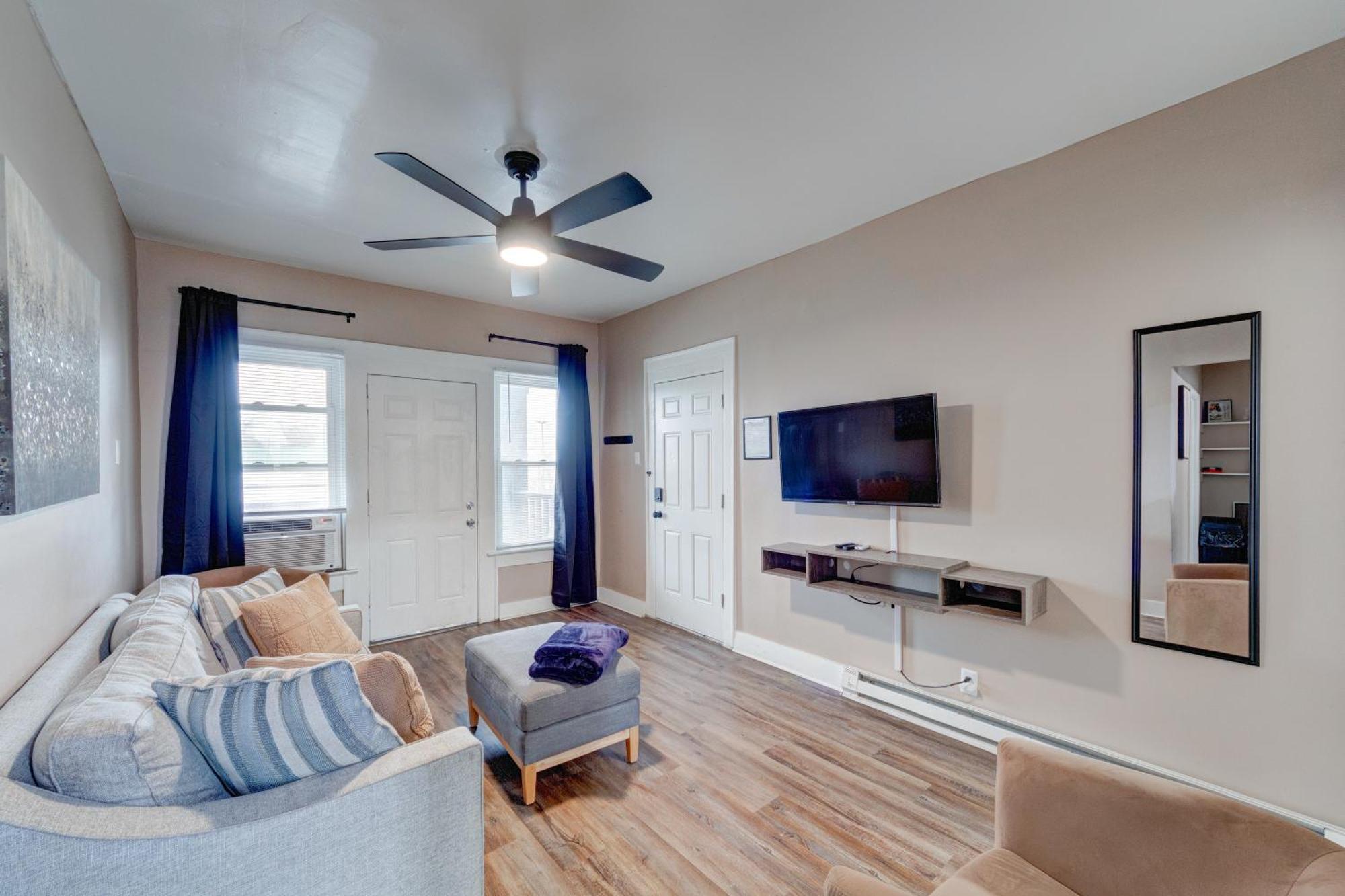 Prime 2br Gem, Near Convention Hub! Indianapolis
