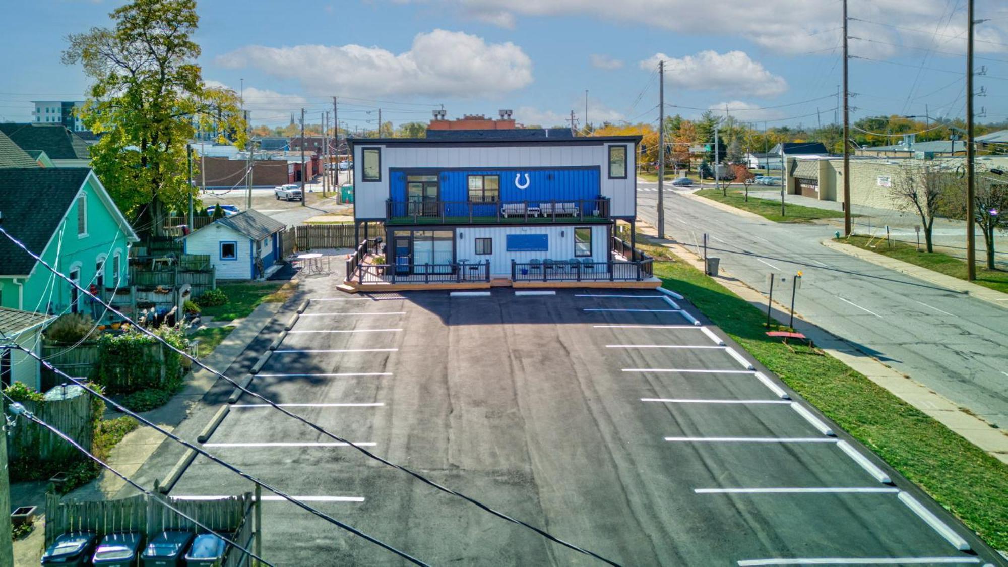 Indy Stadium 711 L *