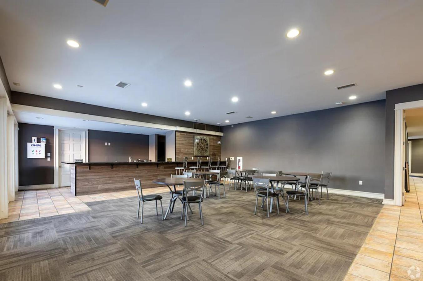 Landing At Riverbend - 1 Bedroom In Castleton * Indianapolis