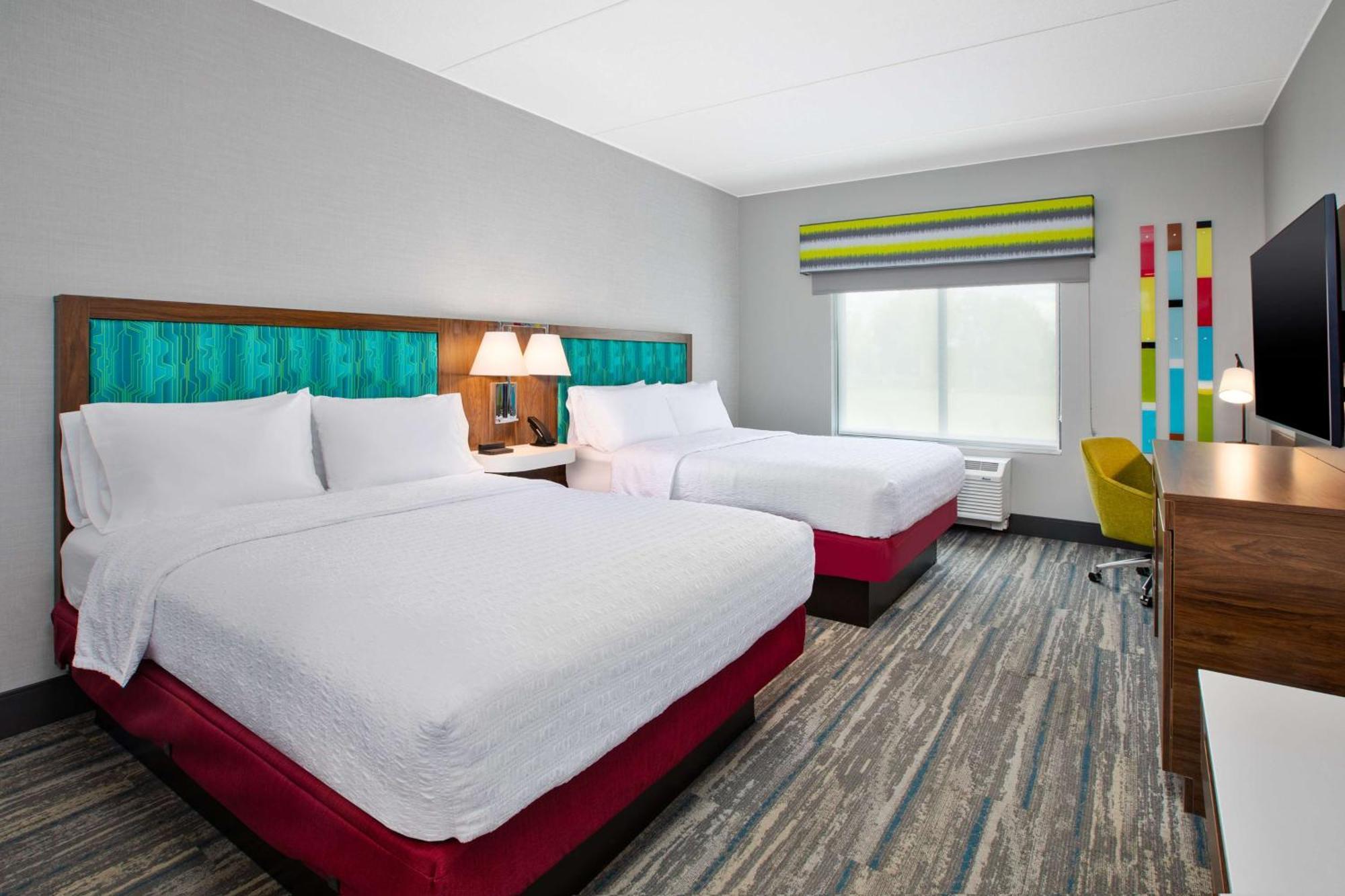 Hotel Hampton & By Hilton South Greenwood 3*
