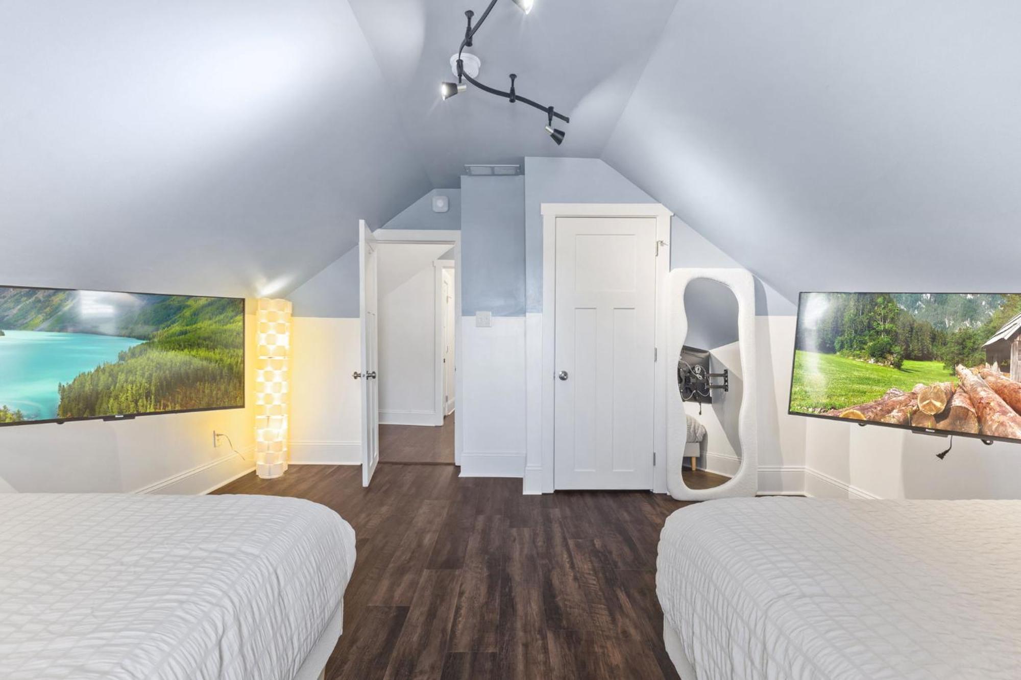 And Play Indy - Indoor Fun - Great For Families - Sleeps 10 Indianapolis