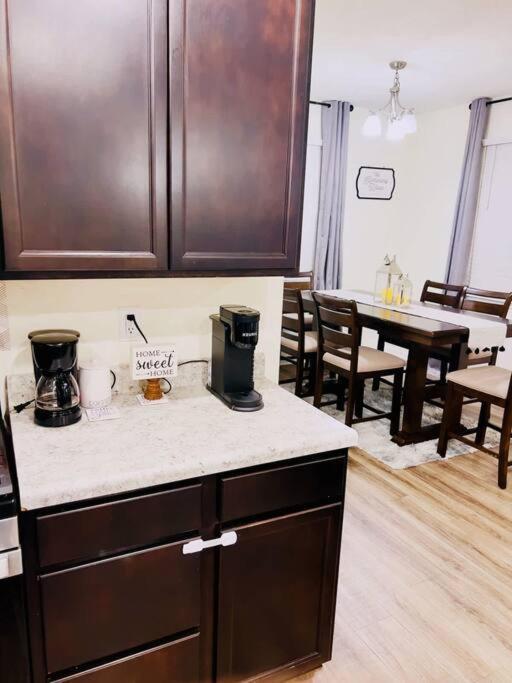 Villa Cozy Modern Lakeview -pool Table, Access Indianapolis