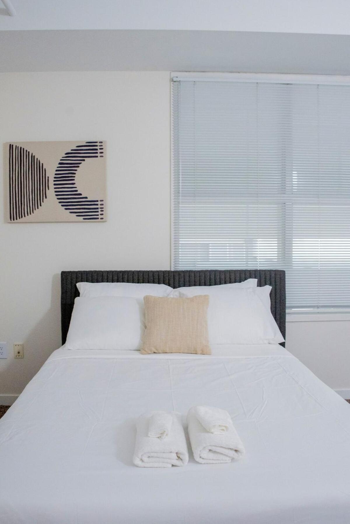 3br Cozysuites The Block Direct Skybridge Access#1