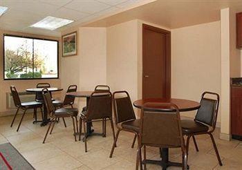 Day's & By Wyndham Airport East 2* Indianapolis