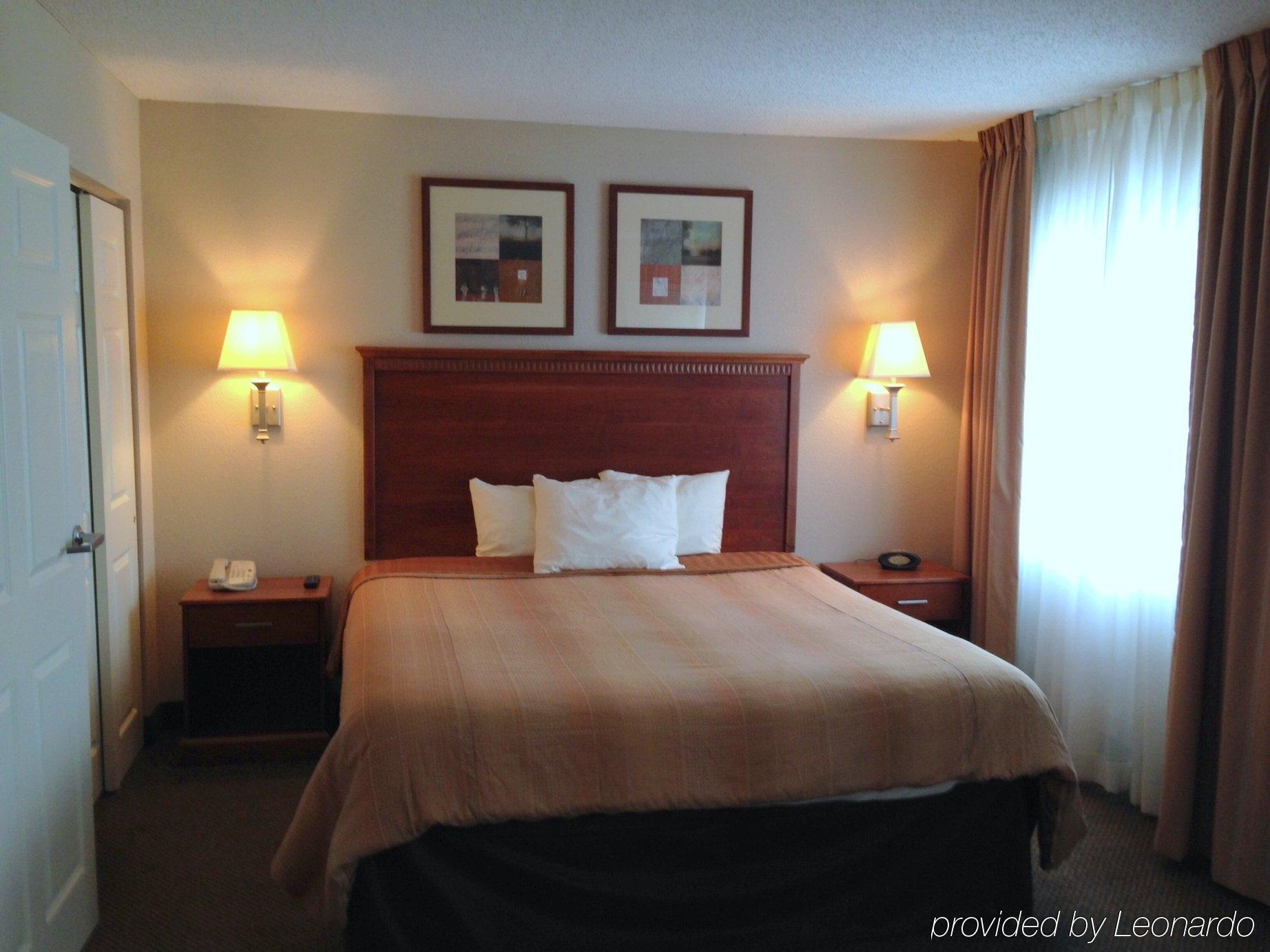 Candlewood Downtown Medical District By Ihg 2*