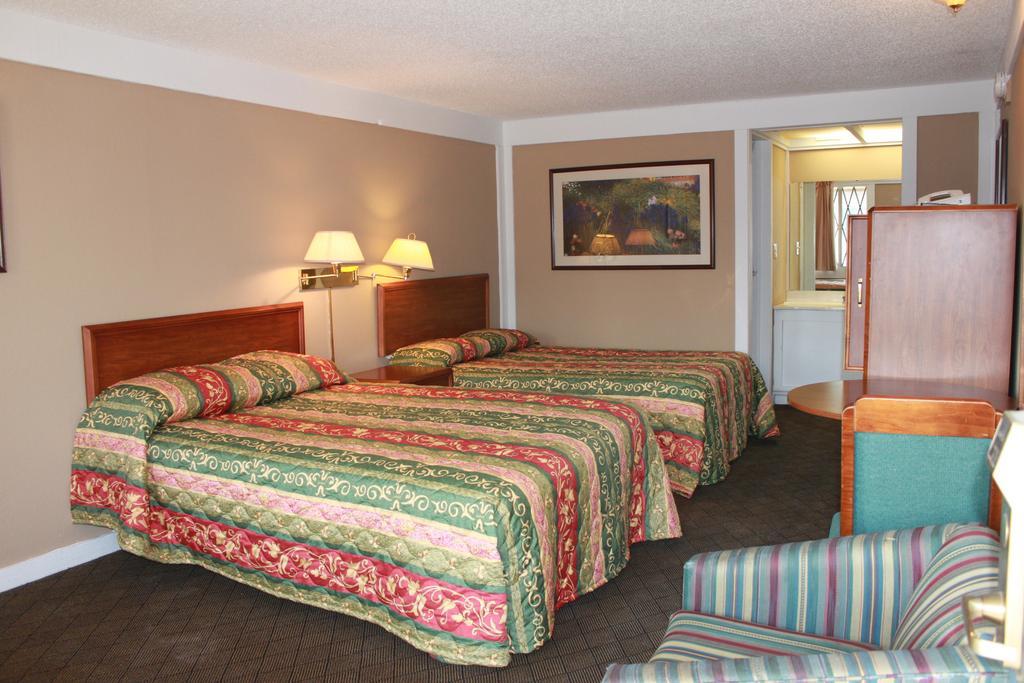 Hotel Knights
