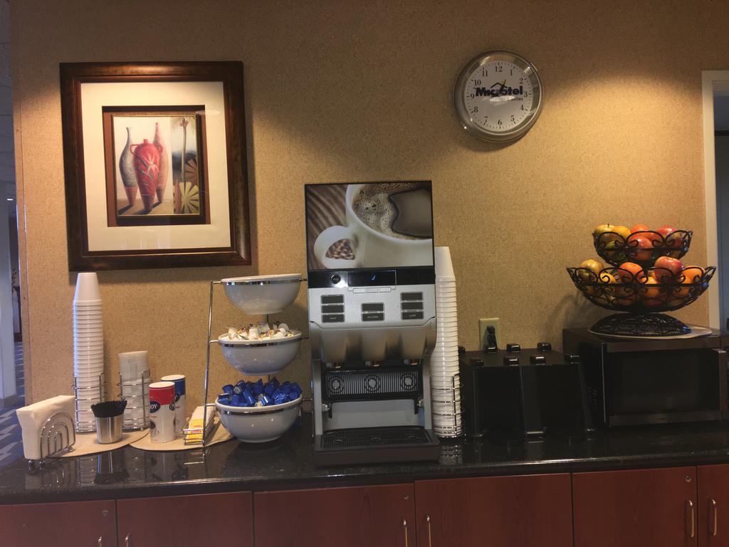 Microtel & By Wyndham Airport