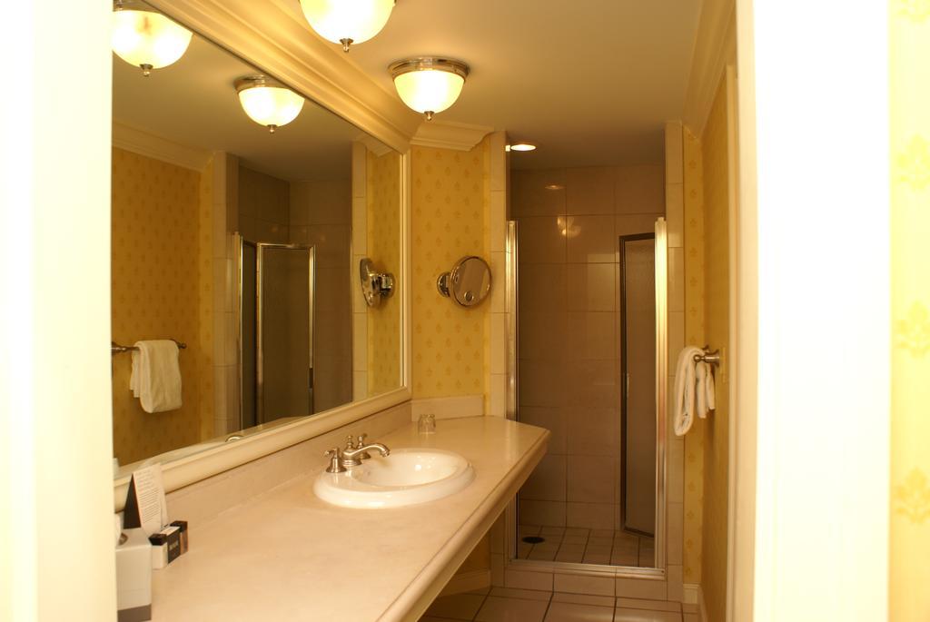 Columbia Club Hotel Indianapolis