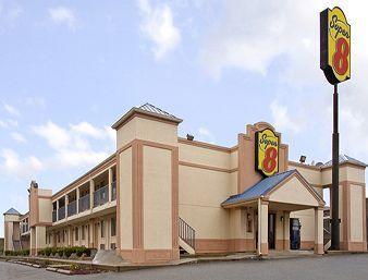 Day's & By Wyndham Airport East Hotel Indianapolis