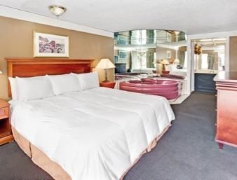 Knights Hotel Indianapolis